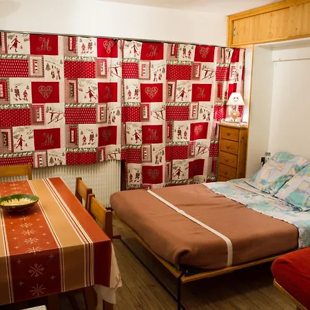 Apartment Les Menuires La Croisette Appt 6 Pers Coeur De Station *